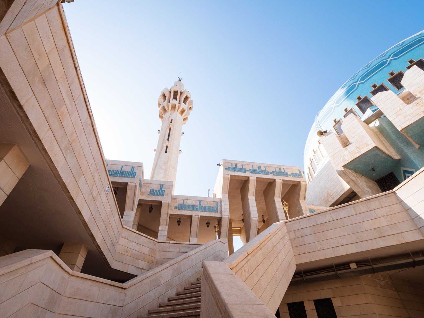 Significance of Hajj and Umrah in Islam: A Spiritual Journey